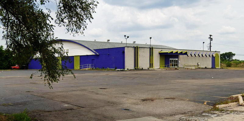 Hazel Park Bowl - Web Listing Photo